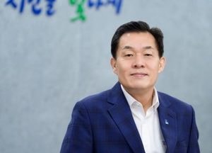 이재준 수원시장, 전국 공무원들이 뽑은 ‘올해의 지방자치 CEO’ 선정