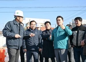 백영현 포천시장, 하송우-마산 도로확포장공사 임시개통 구간 현장 점검