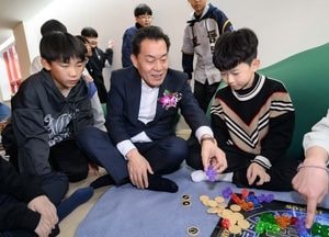 수원시, 효동초교 ‘청개구리 연못’ 개관...청소년·학부모 교육·문화 복합공간 조성