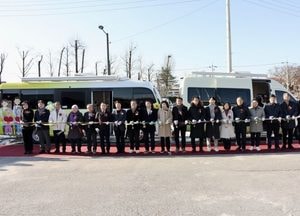 이천시, 찾아가는 건강 돌봄 ‘두드림 건강 온 버스’ 운영 개통식 열어