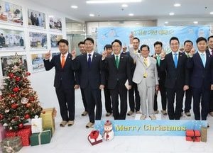 이만희 총회장, 성탄의 참 의미 설교…수도권 개신교 목회자 100여 명 함께 예배 드려