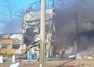 안성 에어컨 수리업체서 불, 관계자 3명 긴급대피