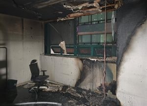 부천 복합건물 사무실서 불, 20분 만에 진화 '13명 자력 대피'