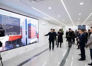 김동연, 두 가지 쇼크 불구 “한국경제는 위기를 기회로 만들어 낼 것” 강조