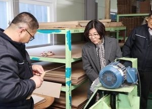 김보라 안성시장, 한국지체장애인협회 안성공장 방문 “장애인 지원 앞장설 것”