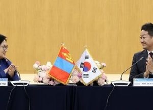 김진경 경기도의장, 몽골 다르항올도의회 대표단 접견 “호혜적 협력·교류사업 발굴 노력”
