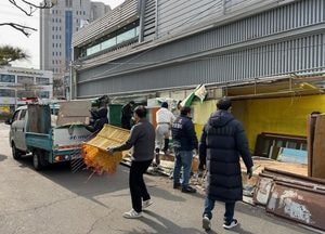 인천 미추홀구, 석바위시장 인근 불법 노점 2개소 행정대집행 철거 완료
