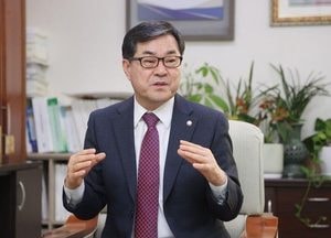 [인터뷰] 이재형 수원시의원 “시·의회간 소통이 시민 삶 질에 직결...함께 헤쳐나가야”