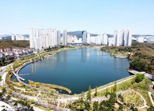 경기도, 광교신도시 20년 만에 준공 ‘친환경 자족도시’로 완성...국내 최초 지방자치단체 주도 신도시
