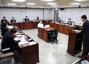 수원특례시의회 보건복지위원회, 주요업무 추진계획·행정사무감사 시정사항 조치계획 보고 청취