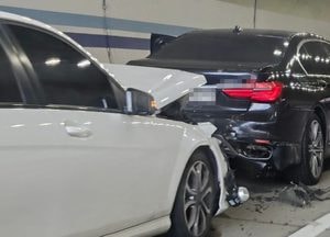 제2영동고속도로 금사터널서 추돌사고…차량 정체