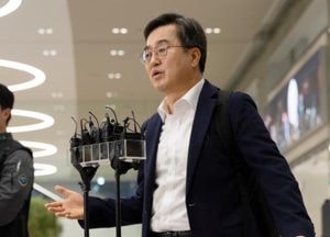 김동연, 文 전 대통령 '윤석열 발탁 후회' 발언에 "마음아팠다"