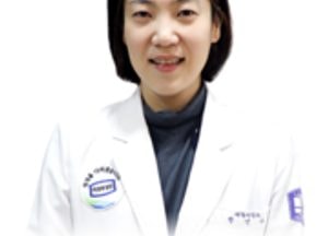 아기 고개가 한쪽으로 기울어진다면? '소아 사경' 의심해야
