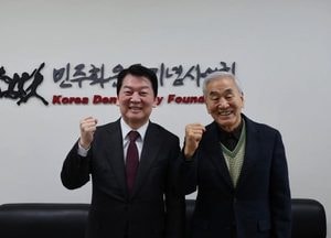 안철수 의원, 보수 원로 이재오 이사장과 회동...“국가 위기 극복 방안 논의”