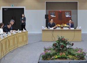 이재호 연수구청장 ‘송도 트램’ 구축 사업 등 현안 과제 건의…유정복 시장, 연두방문 “현안 과제 적극 지원”