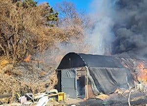 화성 송산면서 산불, 용접 중 발생