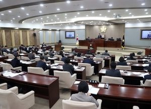 수원특례시의회, 제390회 임시회 폐회...금연구역 관리·공동주택 품질점검단 확대 촉구