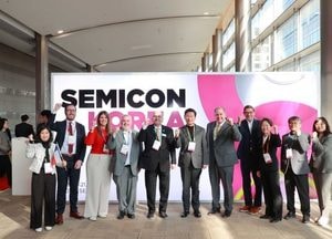 이상일 용인특례시장, 미국 텍사스주 윌리엄슨 카운티 대표단과 ‘SEMICON KOREA 2025’ 참관