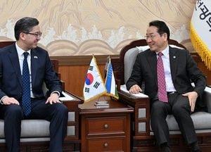 유정복 인천시장, 주한 우즈베키스탄 대사 접견…경제·사회·문화·교육 등 교류 방안 논의