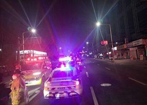 만취 여성 운전자가 횡단보도 보행자 3명 치어...퇴근길 소방관들이 신속 구조