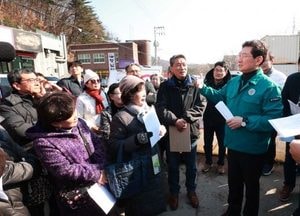 이상일 용인특례시장, 고기동 도로 개설 현장·절골근린공원 통학로 정비 예정지 점검