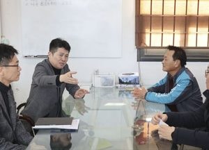 김정헌 중구청장, 유류 가격 안정 위한 주유소 현장 소통…영종지역 방문