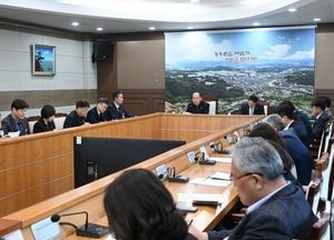 박형덕 동두천시장 “행정 안정·시민 삶 보호 최우선”...민생 안정 대책·공직 기강 확립 집중 논의