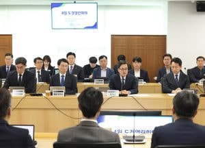 김동연 경기도지사 “지금까지 해온 것처럼 도정에 한 치 빈틈없도록 일해달라”