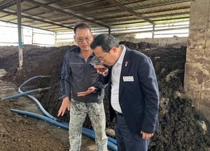 이오수 경기도의원, 이천시 축산환경개선제 활용 농가 방문 “친환경 축산, 지역 갈등 해소와 품질 향상에 기여”