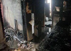화성 봉담읍 빌라서 화재, 입주민 2명 연기흡입 부상