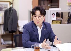 [인터뷰] 최원용 수원시의원 “초선 3년, 민원 현장과 의정 경험으로 성과 도출”
