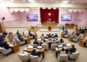 안양시의회, 제302회 임시회 마무리...소상공인 지원·FC안양 운영 등 다양한 정책 제안