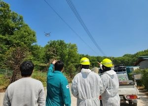 안성시 ‘아프리카돼지열병 차단’ 멧돼지 기피제 일제 살포...내달 말까지 산간지역 집중 방역