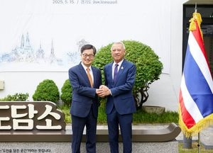 김동연 경기도지사 “태국은 경기도의 훌륭한 파트너”...태국 노동부 장관 만나 협력 확대 논의