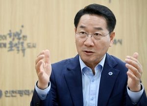 [인터뷰] 유정복 인천시장 “경제와 인구, 두 마리 토끼를 모두 잡았다”