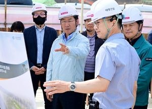 유정복 인천시장, 여름철 수질 안전 총점검…정수·하수시설 현장 챙겨