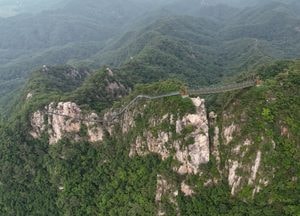 Y자 출렁다리로 히트친 포천시, 이번엔 운악산 정상에 출렁다리 설치