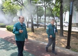 동두천시, 여름철 대비 공원·산림 공사 현장 점검...박형덕 시장 “시민 안전 신속 정비·예방 중요”