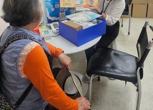 구리시, 폭염 대비 취약계층 어르신 방문 건강관리 강화...전문 인력 투입 안부 확인·구호물품 배부
