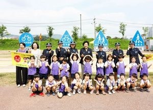 “재미있고 유익해요” 이천시, 어린이 교통안전 교육 큰 호응...교통시설물 활용 체험 중심 진행
