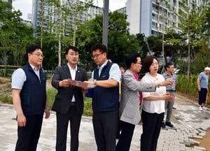 인천 미추홀구의회, 생활체육시설 공사현장 민원 직접 청취…민생중심 의정 강조