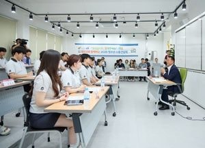 이충우 여주시장 ‘찾아가는 청소년 소통간담회’...대신고교 방문, 현장 목소리 청취