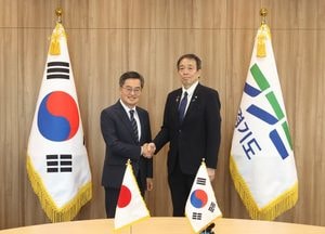 김동연 경기도지사, 주한일본대사 접견 “국제 환경 변화 속 일본 협력 중요”