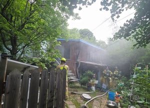 안양 단독주택 화재…자력 대피 2명, 인명 피해 없어