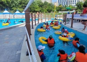 인천 남동 물빛놀이터, 개장 첫 주말부터 ‘북적’…여름 대표 명소로 자리잡아
