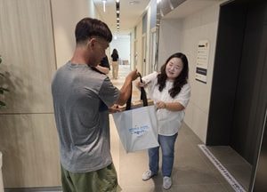 안성시, 폭염 피해 예방 물품 1000가구에 전달...김보라 시장 “시민 보호 대책 적극 추진”