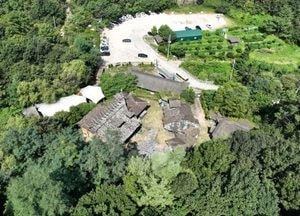 구리시, 고구려대장간마을 목조 야외 세트장 철거...박물관은 정상 운영
