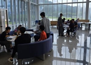 한국남동발전 영흥본부, 지역노인 통신비 지원 2차 접수 완료