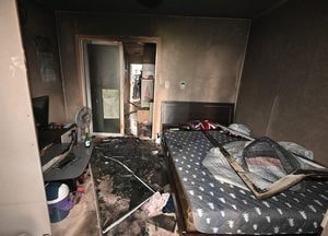군포시 삼본동 아파트서 화재, 단순 연기흡입 1명