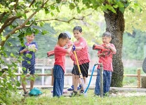 [사진으로 봤다] 무더위 속 한 줄기 웃음